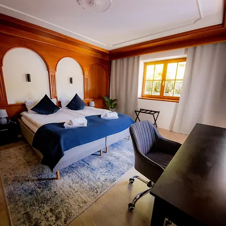Apartment Alpenblick Watzmann-kehlstein - Lage Im Berchtesgadener Land I Bis Zu 8 Personen I Grosse Terrasse Mit Blick Auf Berge I Smart Tv I Billiard I Wlan I Kostenloser Parkplatz Bischofswiesen